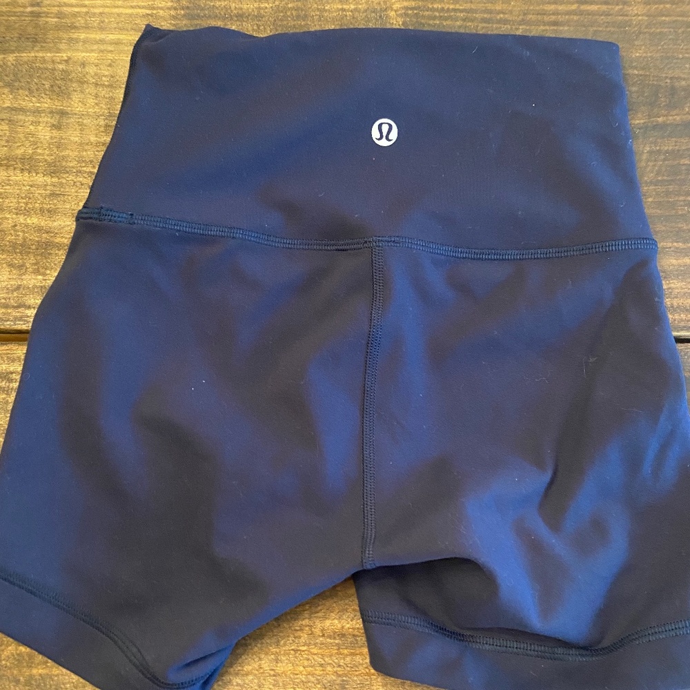 Lululemon Wunder Train 4” NAVY spandex